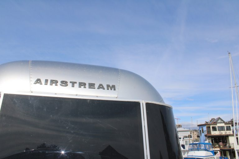 Full-Time RVing for Beginners: Smart Tips to Start Strong